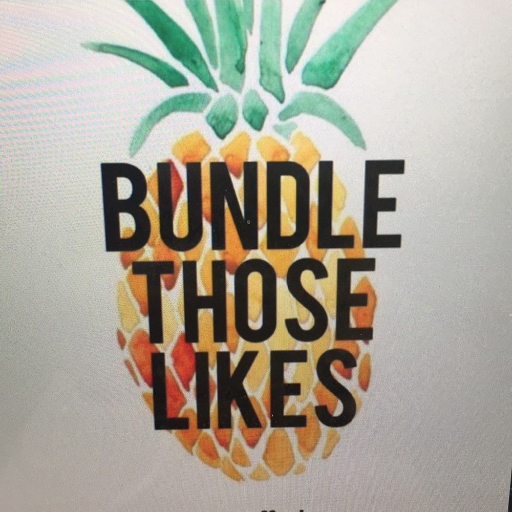 🍍Welcome to my closet! 🍍